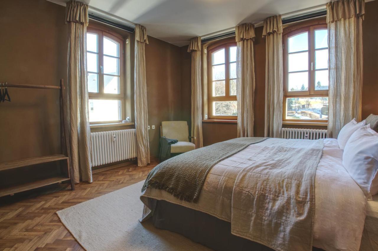 Erzgebirge Suite Altes Rathaus Cranzahl Exterior photo