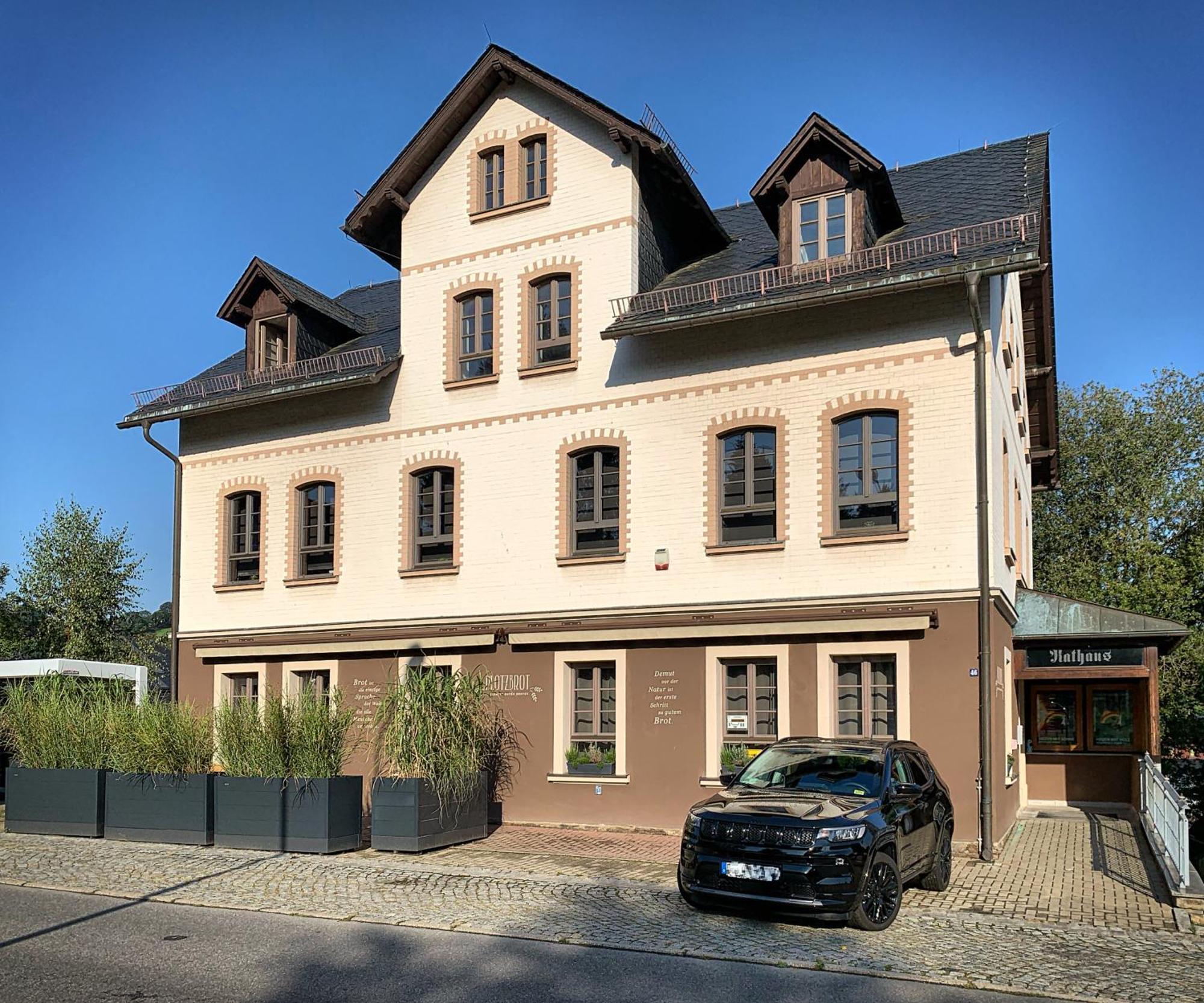 Erzgebirge Suite Altes Rathaus Cranzahl Exterior photo